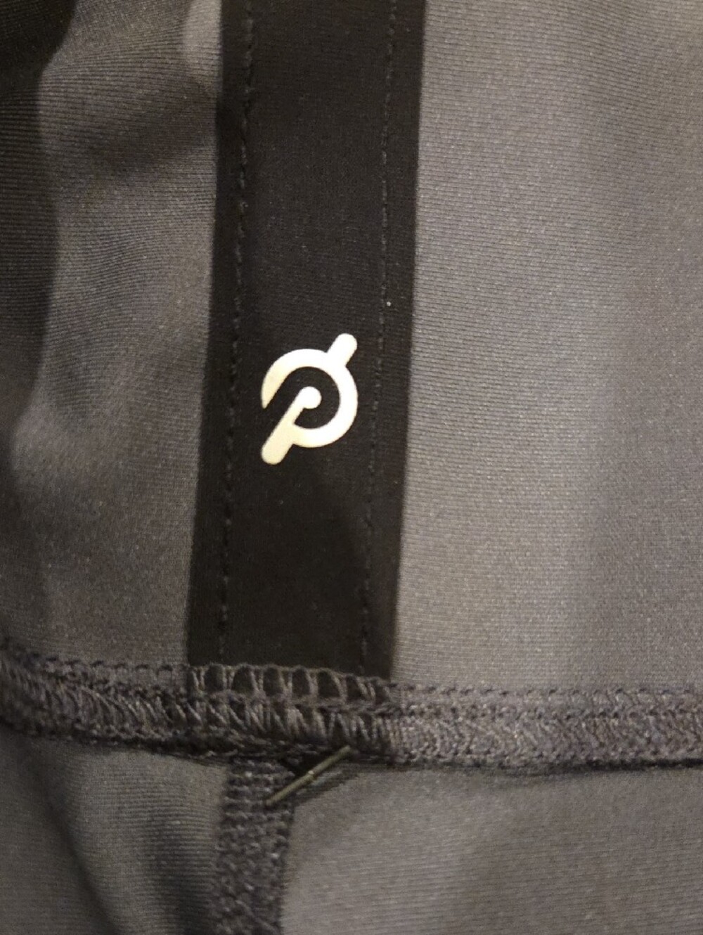 Peloton High-Rise Performance Leggings in Charcoal Gray - Picture 2 of 6
